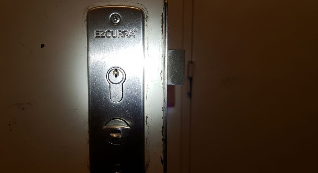 Cambio cerradura EVVA en Griñón